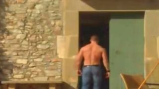 Muscular men have great sex